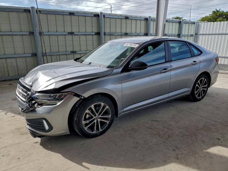 Фото 1 - VOLKSWAGEN JETTA