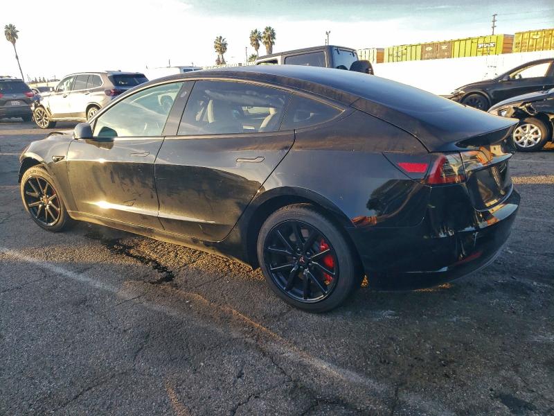 Фото 2 - TESLA MODEL 3