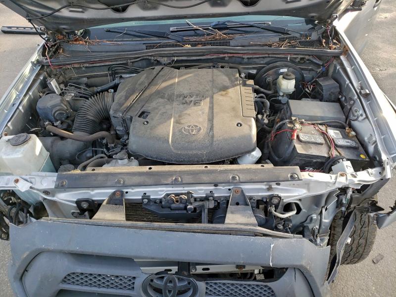 Фото 11 - TOYOTA TACOMA