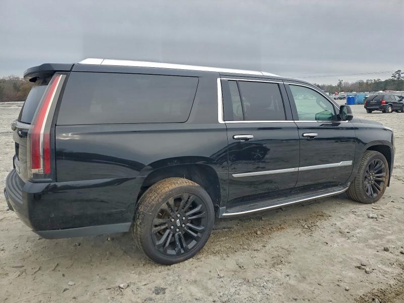 Фото 3 - CADILLAC ESCALADE