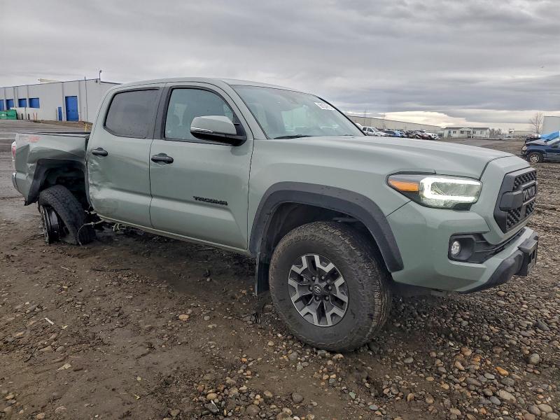 Фото 4 - TOYOTA TACOMA