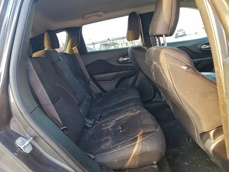 Фото 11 - JEEP GRAND CHER