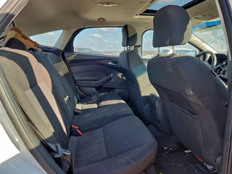 Фото 10 - FORD FOCUS