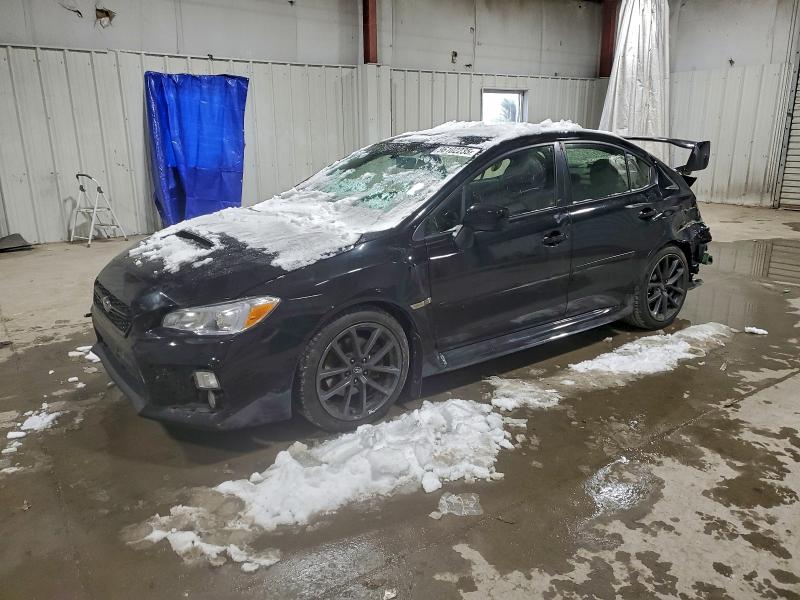 Фото 1 - SUBARU WRX