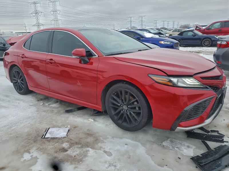 Фото 4 - TOYOTA CAMRY