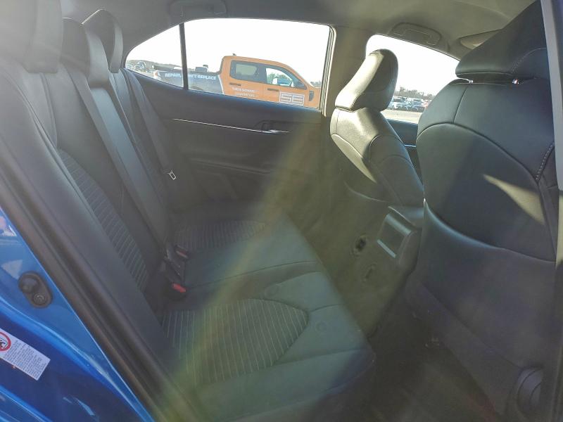 Фото 10 - TOYOTA CAMRY