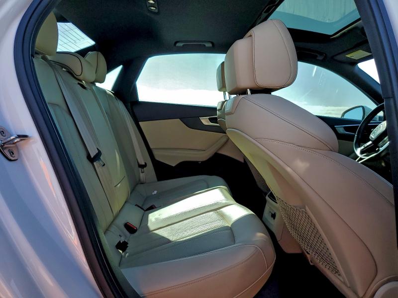 Фото 10 - AUDI A4