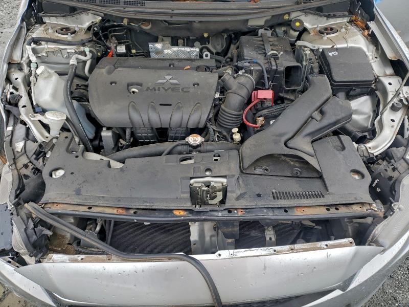 Фото 11 - MITSUBISHI LANCER