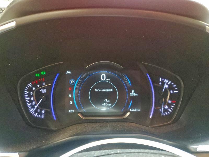 Фото 9 - HYUNDAI SANTA FE