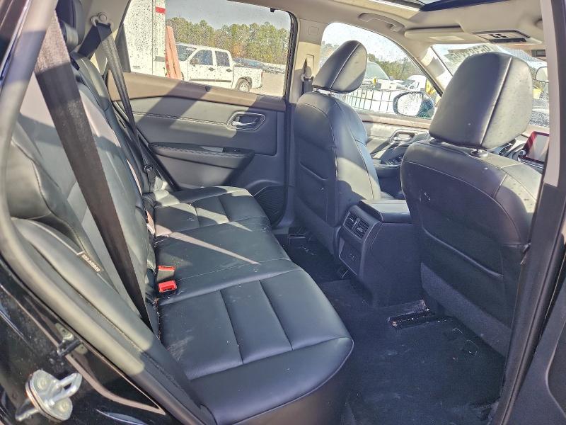 Фото 11 - NISSAN ROGUE