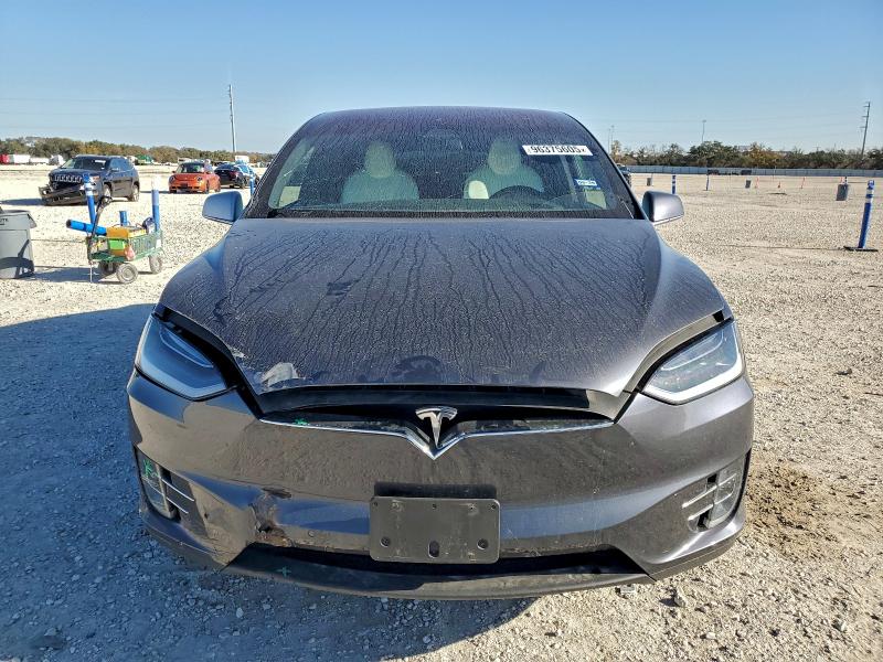 Фото 5 - TESLA MODEL X