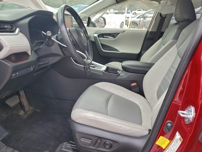 Фото 7 - TOYOTA RAV4