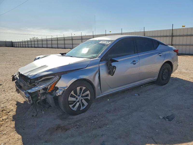 Фото 1 - NISSAN ALTIMA