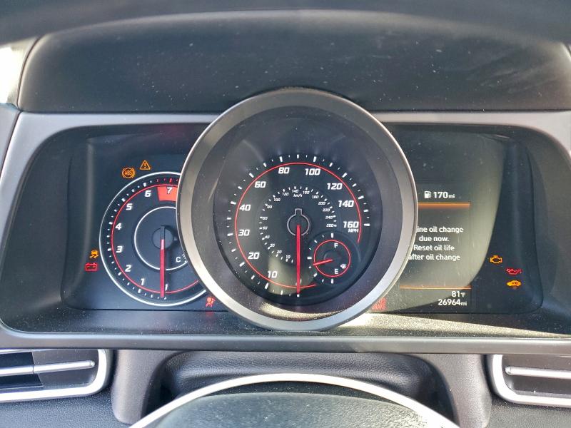 Фото 9 - HYUNDAI ELANTRA