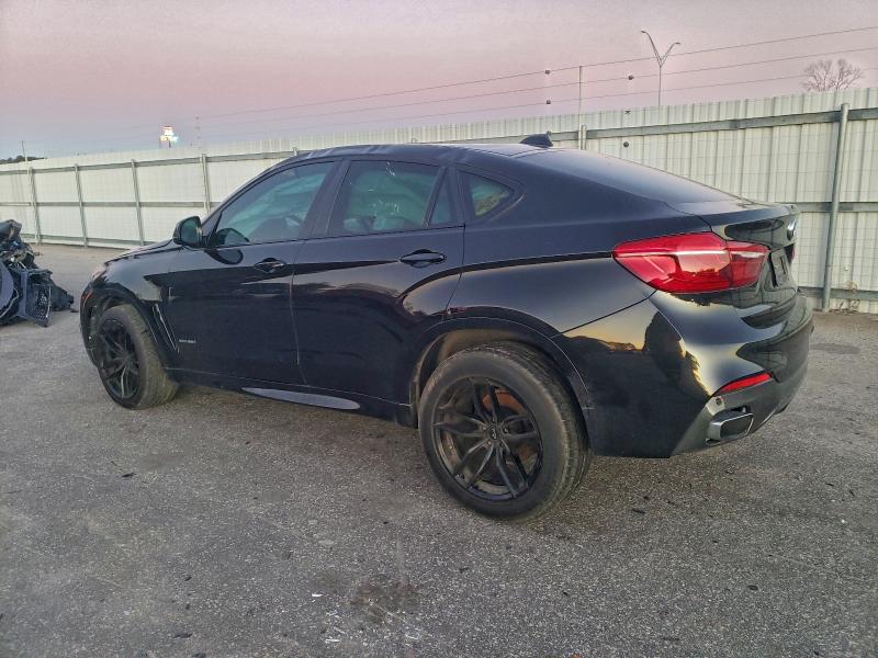 Фото 2 - BMW X6