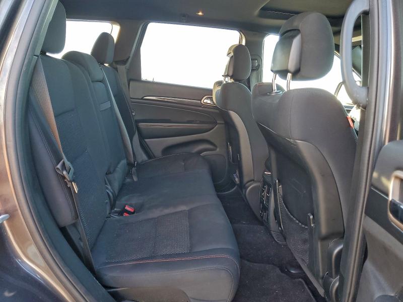 Фото 11 - JEEP GRAND CHER