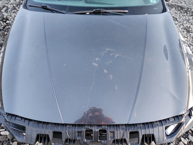 Фото 11 - HYUNDAI ELANTRA