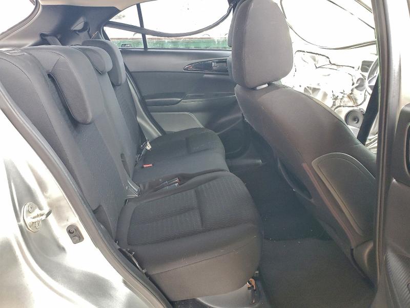 Фото 10 - MITSUBISHI ECLIPSE