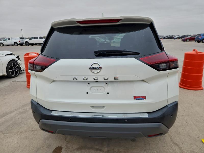 Фото 6 - NISSAN ROGUE