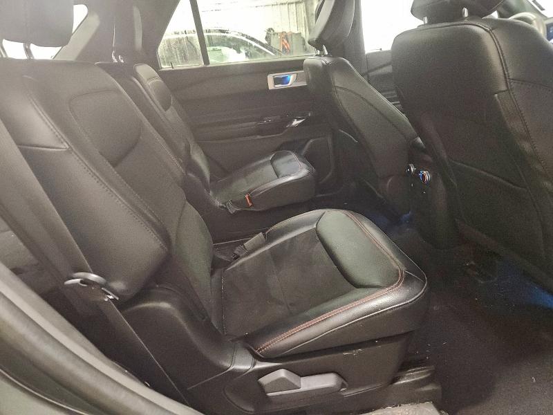 Фото 11 - FORD EXPLORER