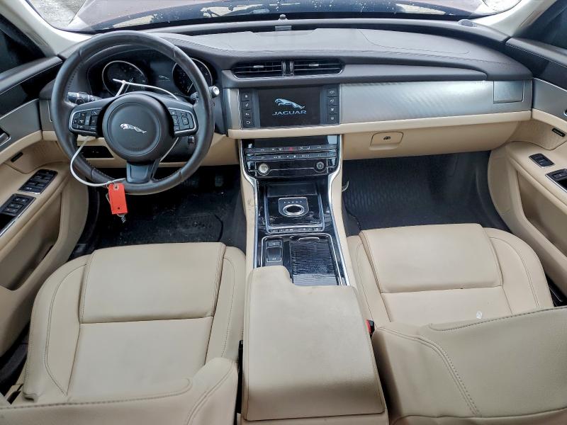 Фото 8 - JAGUAR XF