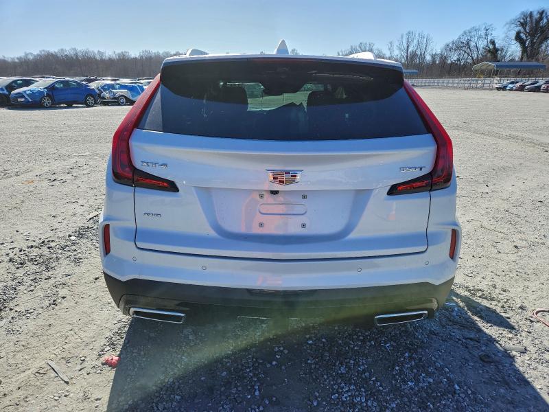 Фото 6 - CADILLAC XT4