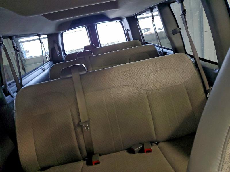 Фото 10 - CHEVROLET EXPRESS