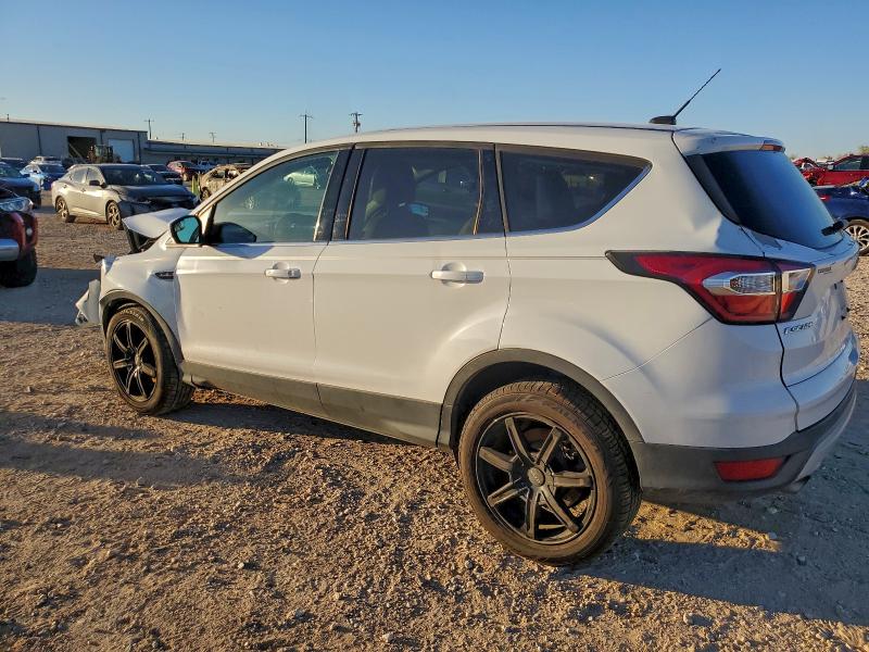 Фото 2 - FORD ESCAPE
