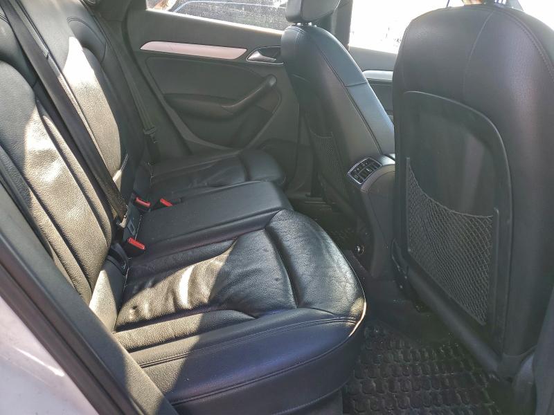 Фото 11 - AUDI Q3