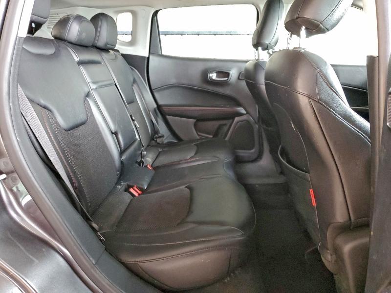 Фото 11 - JEEP COMPASS