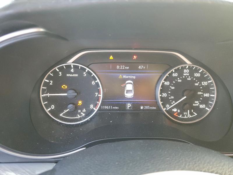 Фото 9 - NISSAN MAXIMA