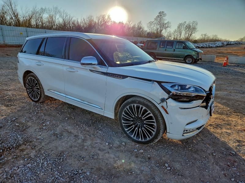 LINCOLN AVIATOR 2020 VIN 5LM5J9XC5LGL24878