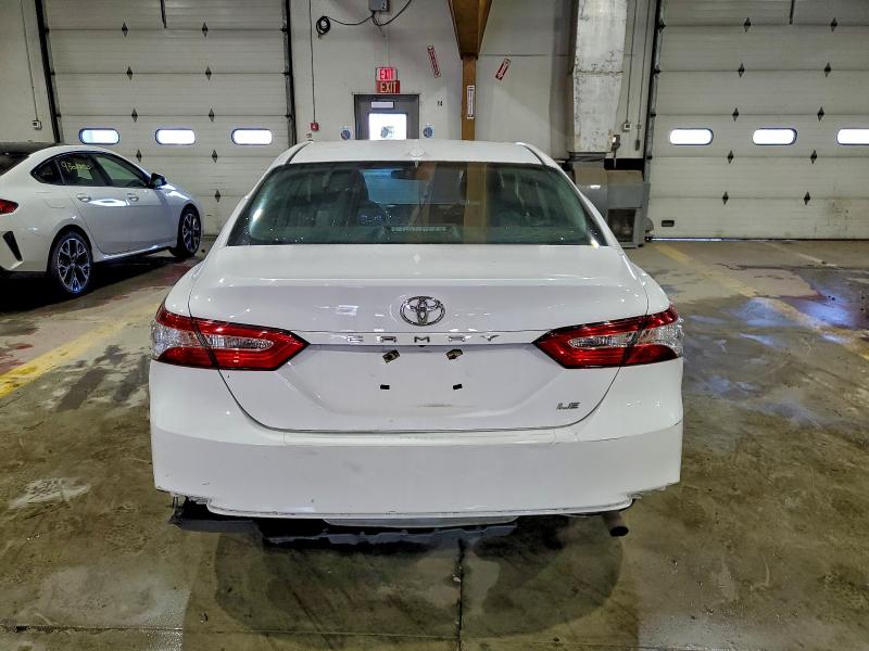 Фото 6 - TOYOTA CAMRY