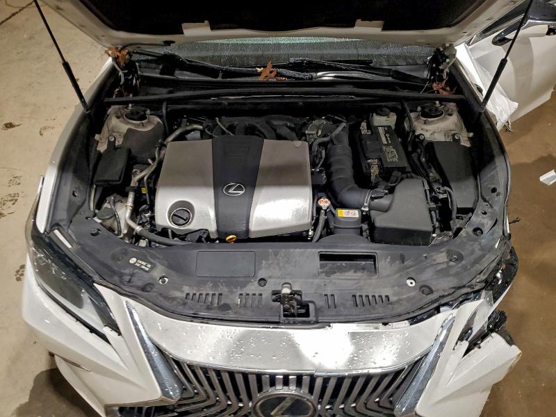 Фото 11 - LEXUS ES350