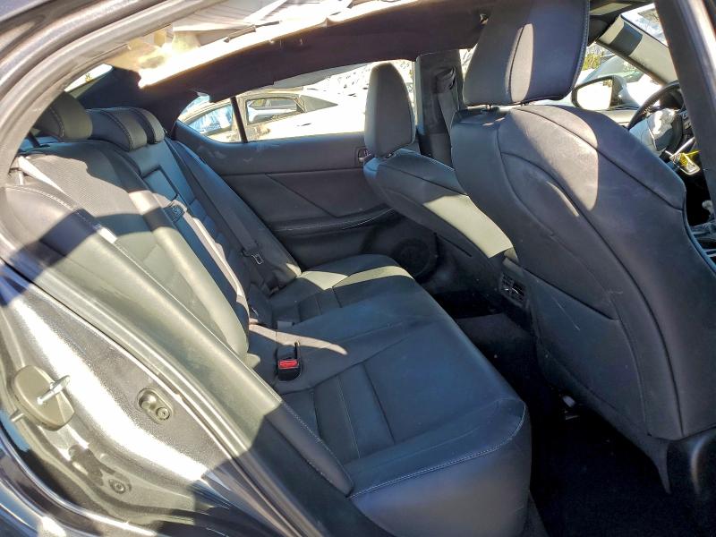 Фото 10 - LEXUS IS 350 F S