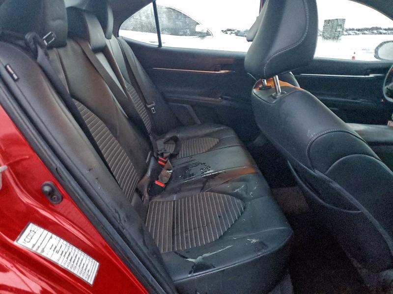 Фото 10 - TOYOTA CAMRY