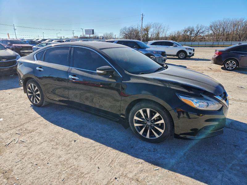 Фото 4 - NISSAN ALTIMA