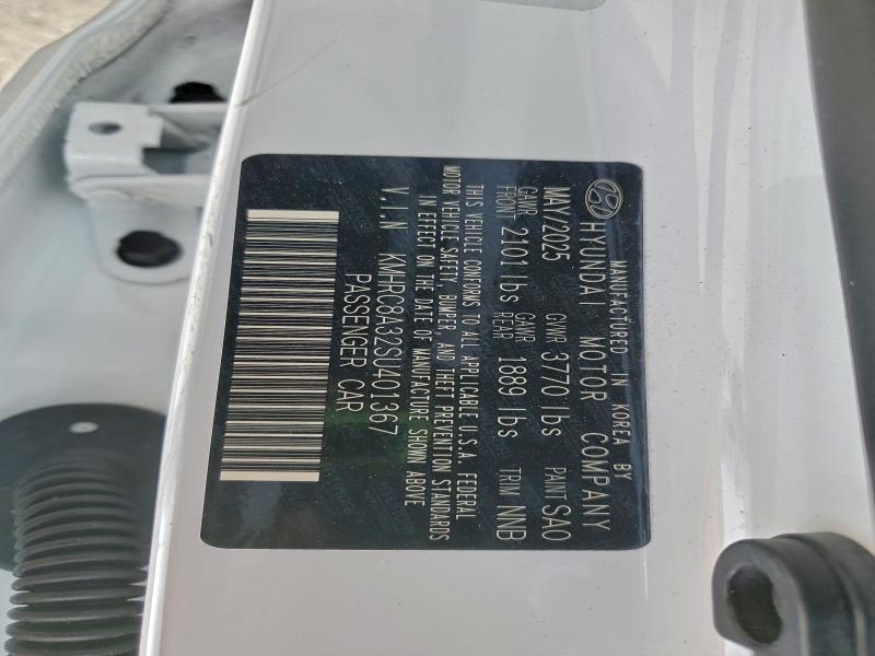 Фото 13 - HYUNDAI VENUE