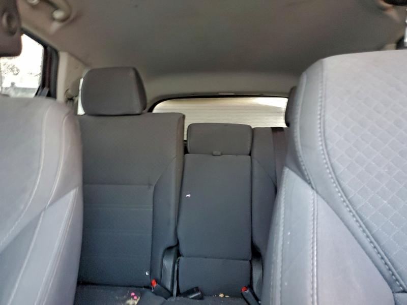 Фото 10 - KIA SORENTO