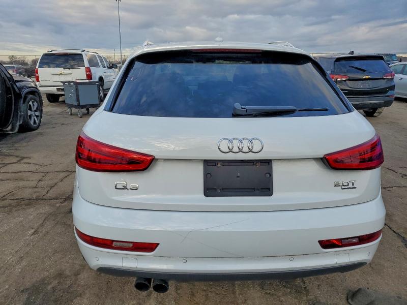 Фото 6 - AUDI Q3