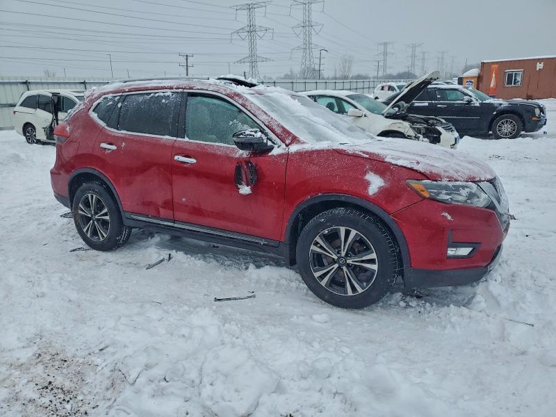 Фото 4 - NISSAN ROGUE