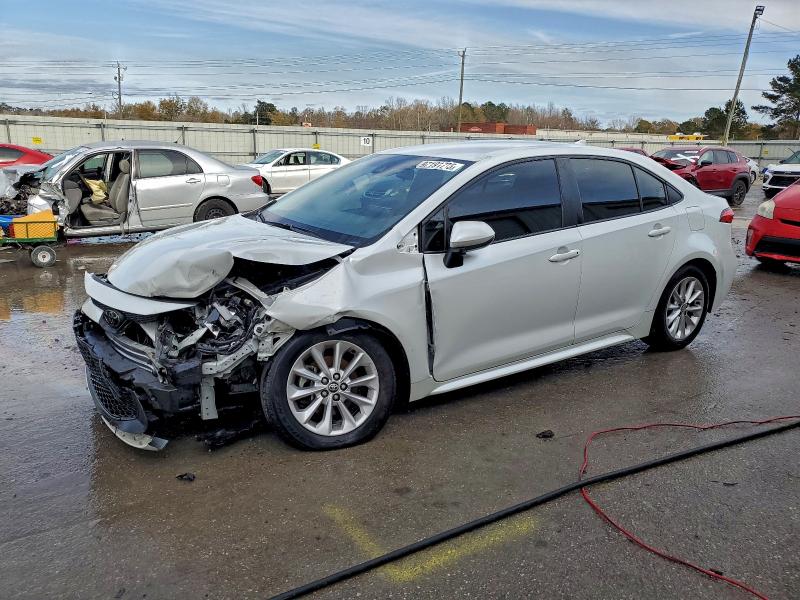 Фото 1 - TOYOTA COROLLA