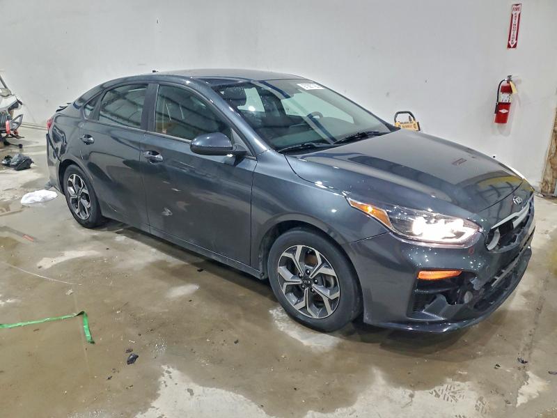 Фото 4 - KIA FORTE