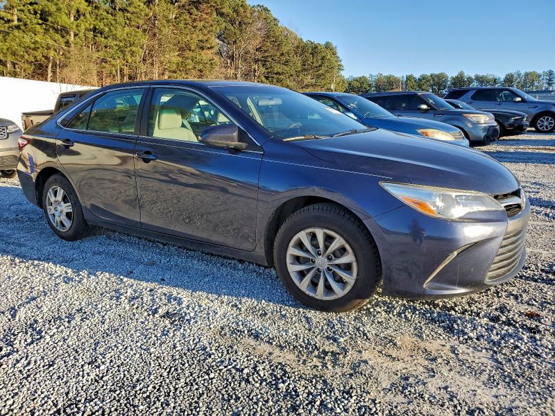 Фото 4 - TOYOTA CAMRY