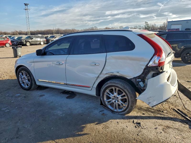 Фото 2 - VOLVO XC60