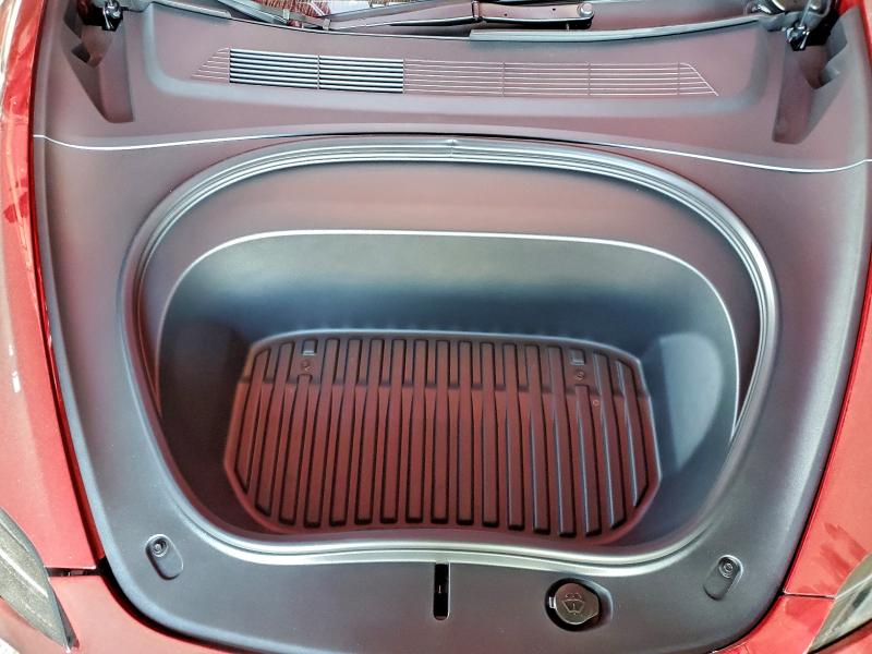 Фото 11 - TESLA MODEL 3