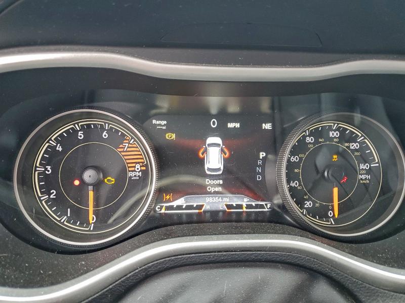 Фото 9 - JEEP CHEROKEE