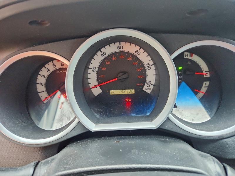 Фото 9 - TOYOTA TACOMA