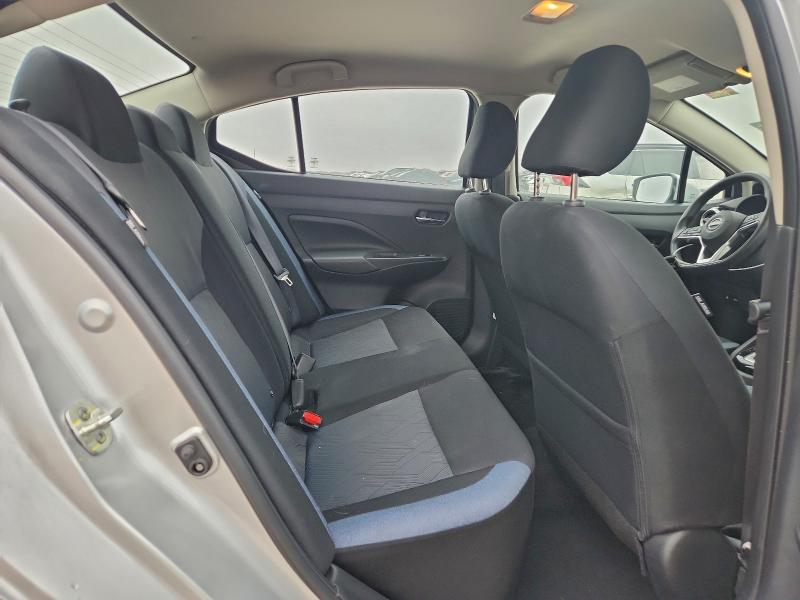 Фото 10 - NISSAN VERSA