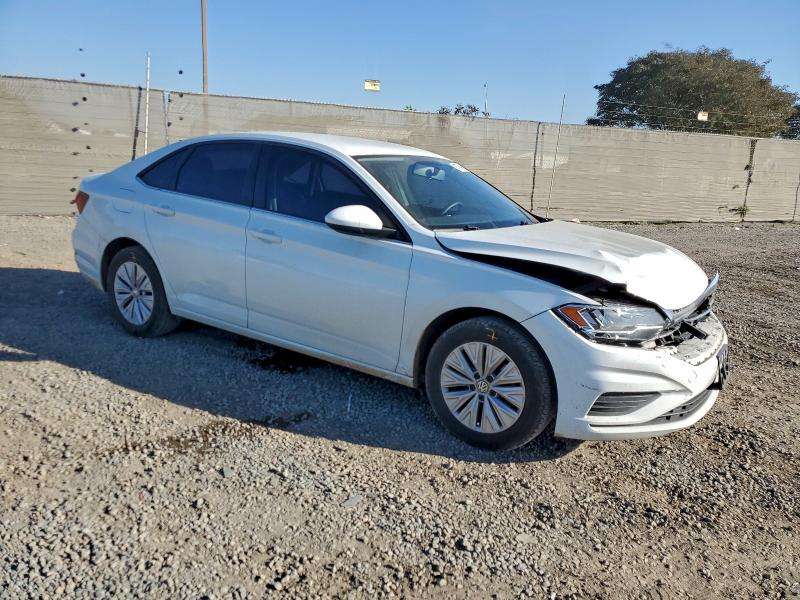 Фото 4 - VOLKSWAGEN JETTA